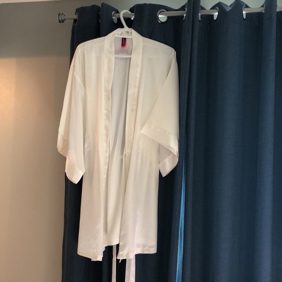 “The Mrs” La Senza satin Bride robe - L/XL - Picture 2 of 3